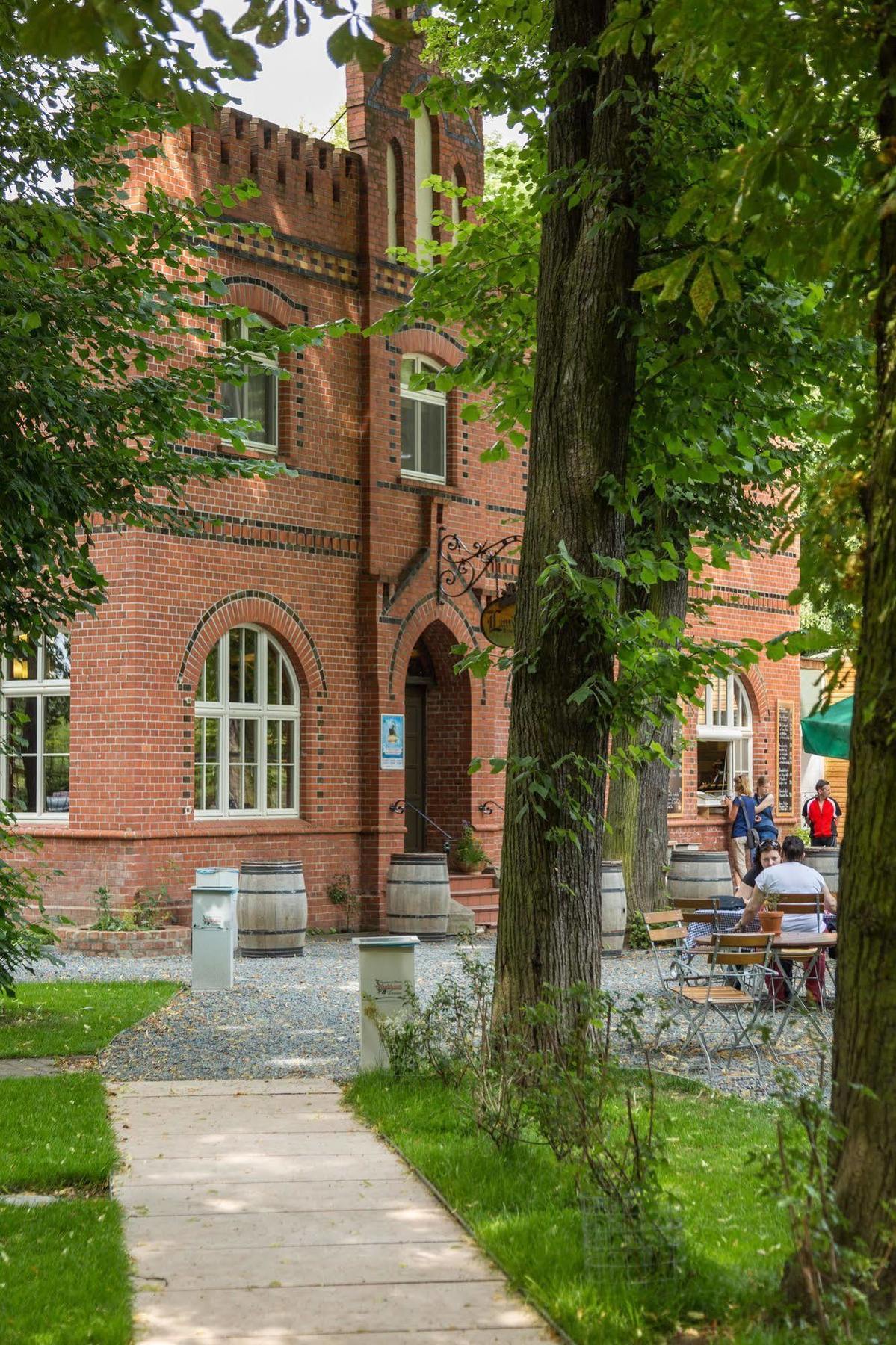 Landhaus Dessau エクステリア 写真